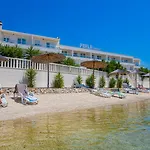 Perla Hotel 4*