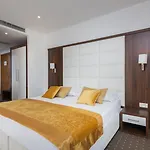Hotel Perla 4*
