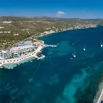 Perla 4* Rogoznica (Sibenik-Knin)