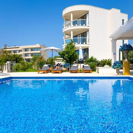Otel Perla 4*
