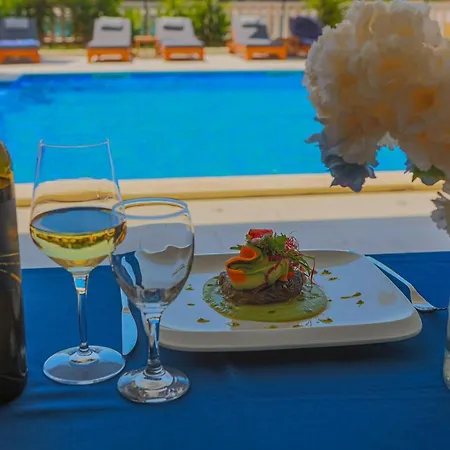 Perla Hotel Rogoznica (Sibenik-Knin)