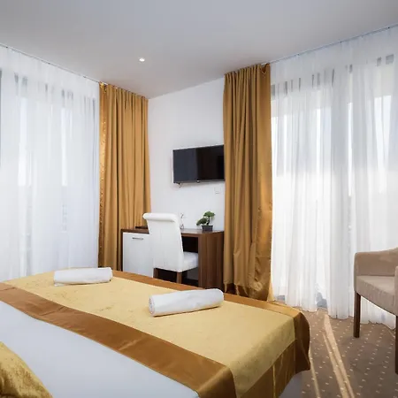 Perla Hotel 4*