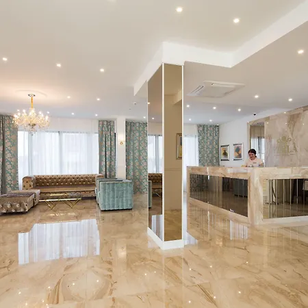 Perla 4* Rogoznica (Sibenik-Knin)