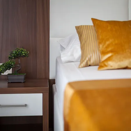 Otel Perla 4*