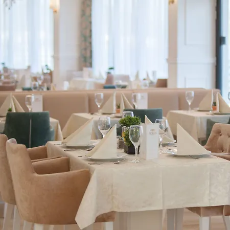 Perla 4* Rogoznica (Sibenik-Knin)