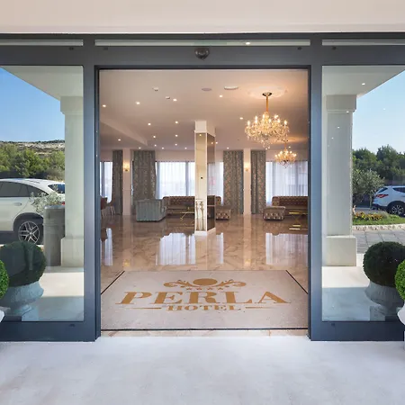 Hotel Perla 4*
