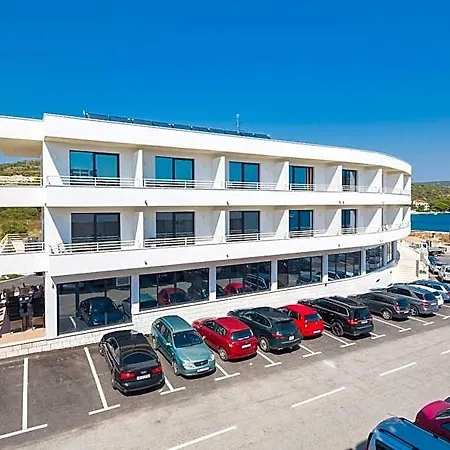 Perla 4* Rogoznica (Sibenik-Knin)