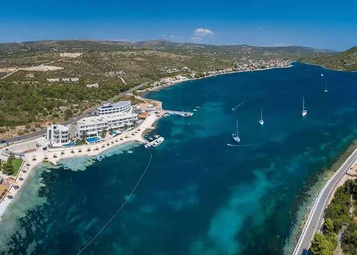 Perla 4* Rogoznica (Sibenik-Knin)